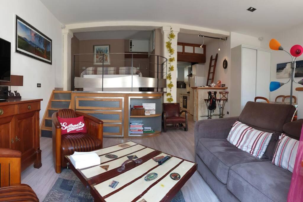 Loft Au Centre Ville, Calme, 200M De La Plage 생장드루즈 외부 사진
